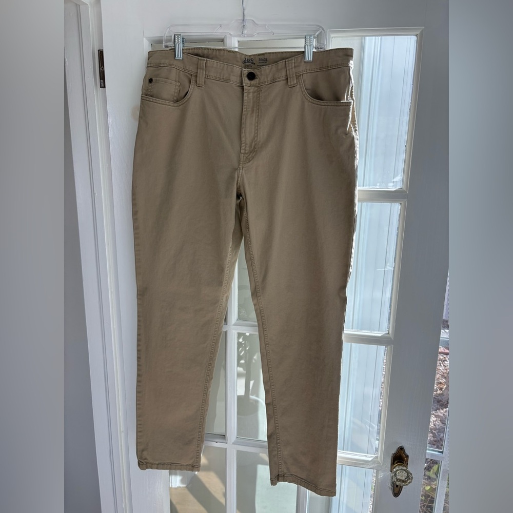 Izod men’s pants. Size 36x32